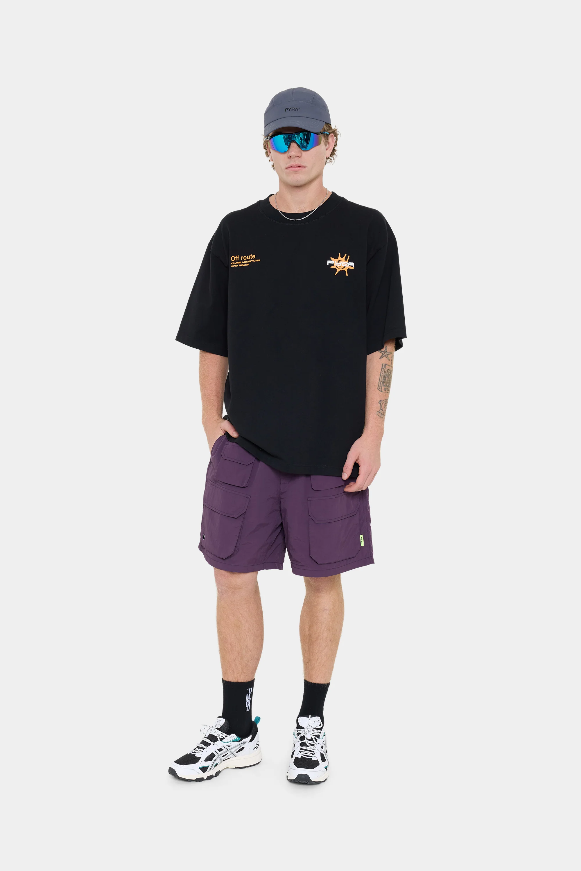 ALPINE BOX TEE - BLACK - Image 5