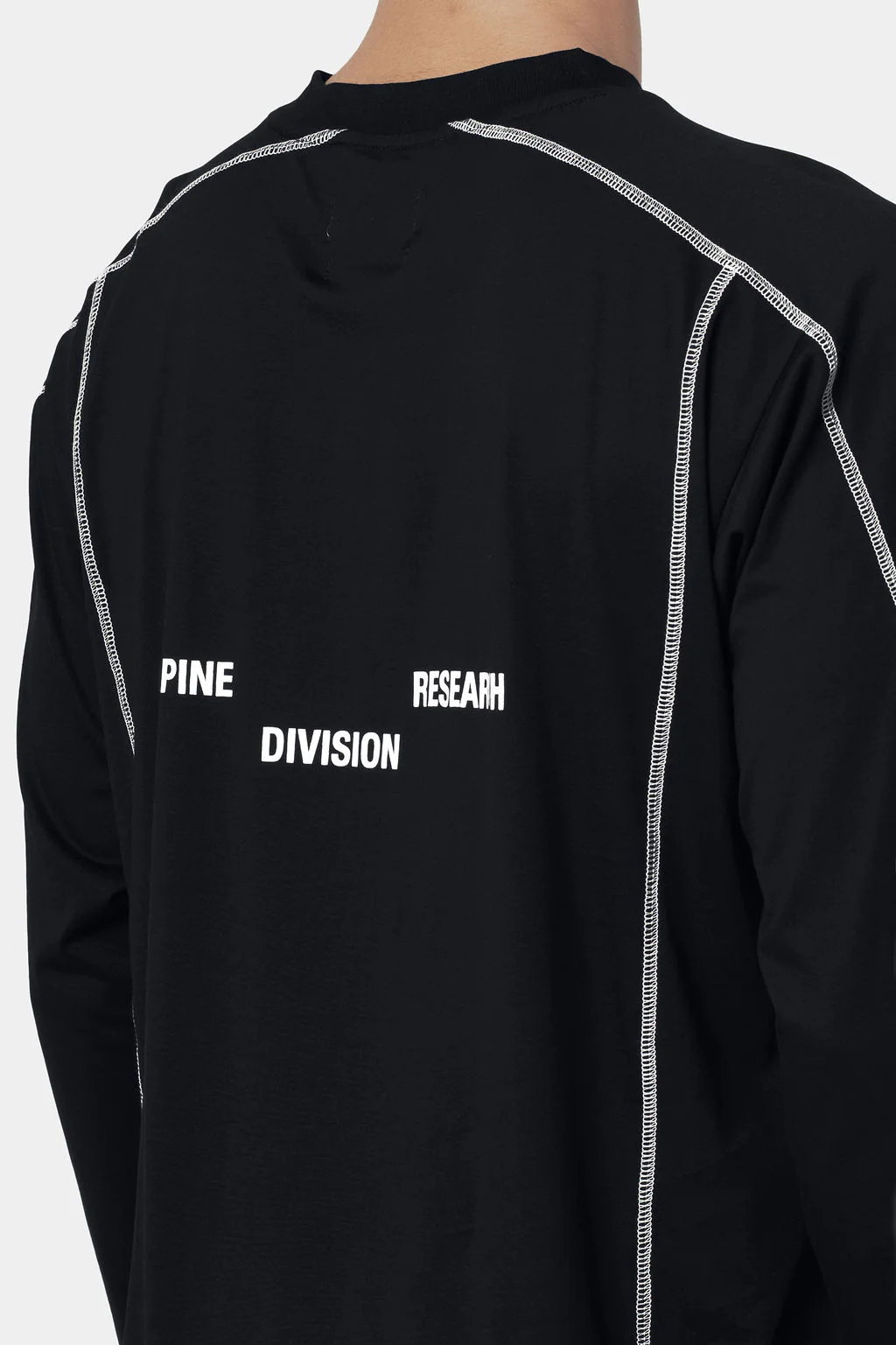 CONTRAST LS TEE - BLACK - Image 8