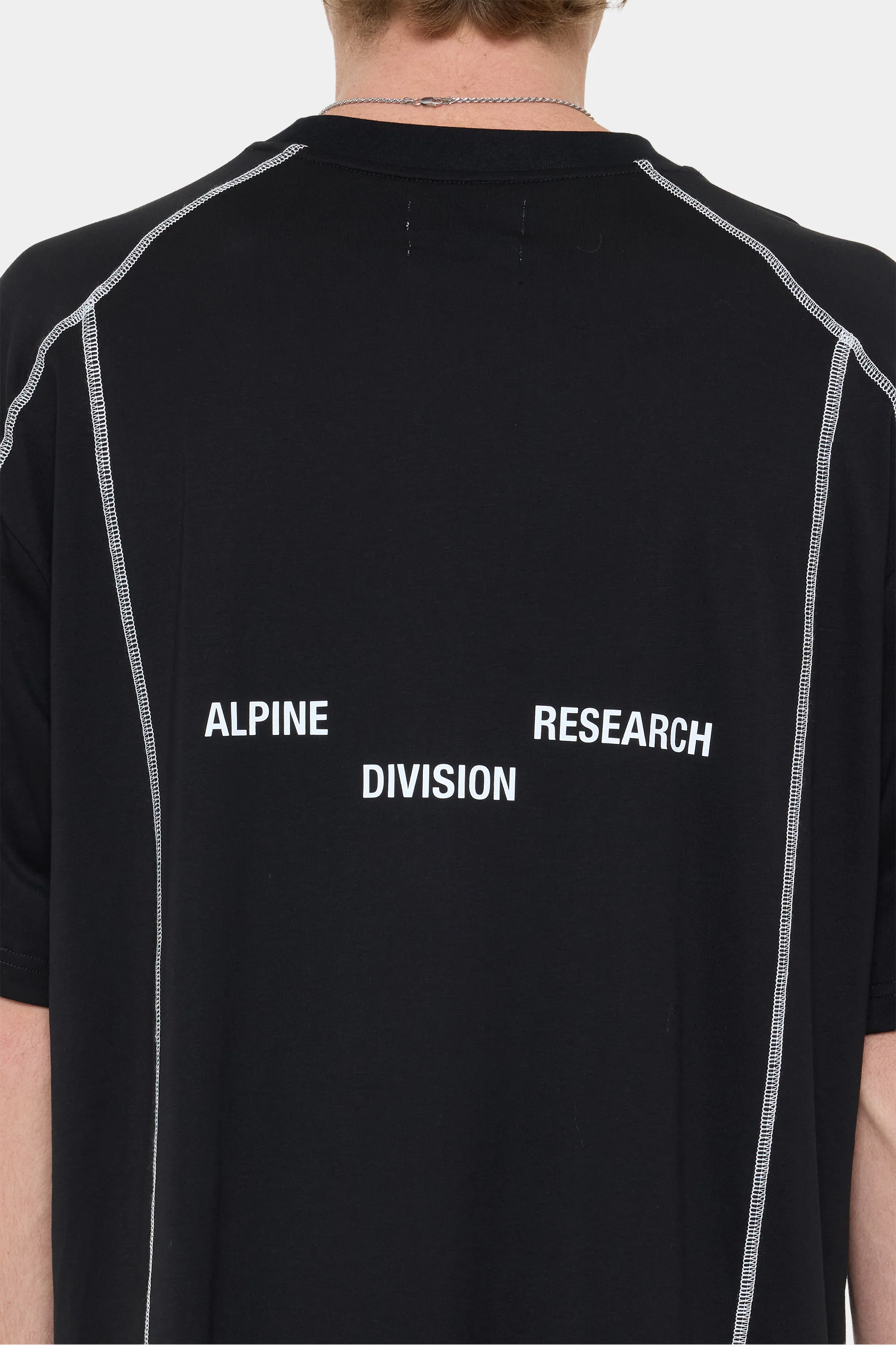 CONTRAST REP OVERSIZED TEE -BLACK - Image 13