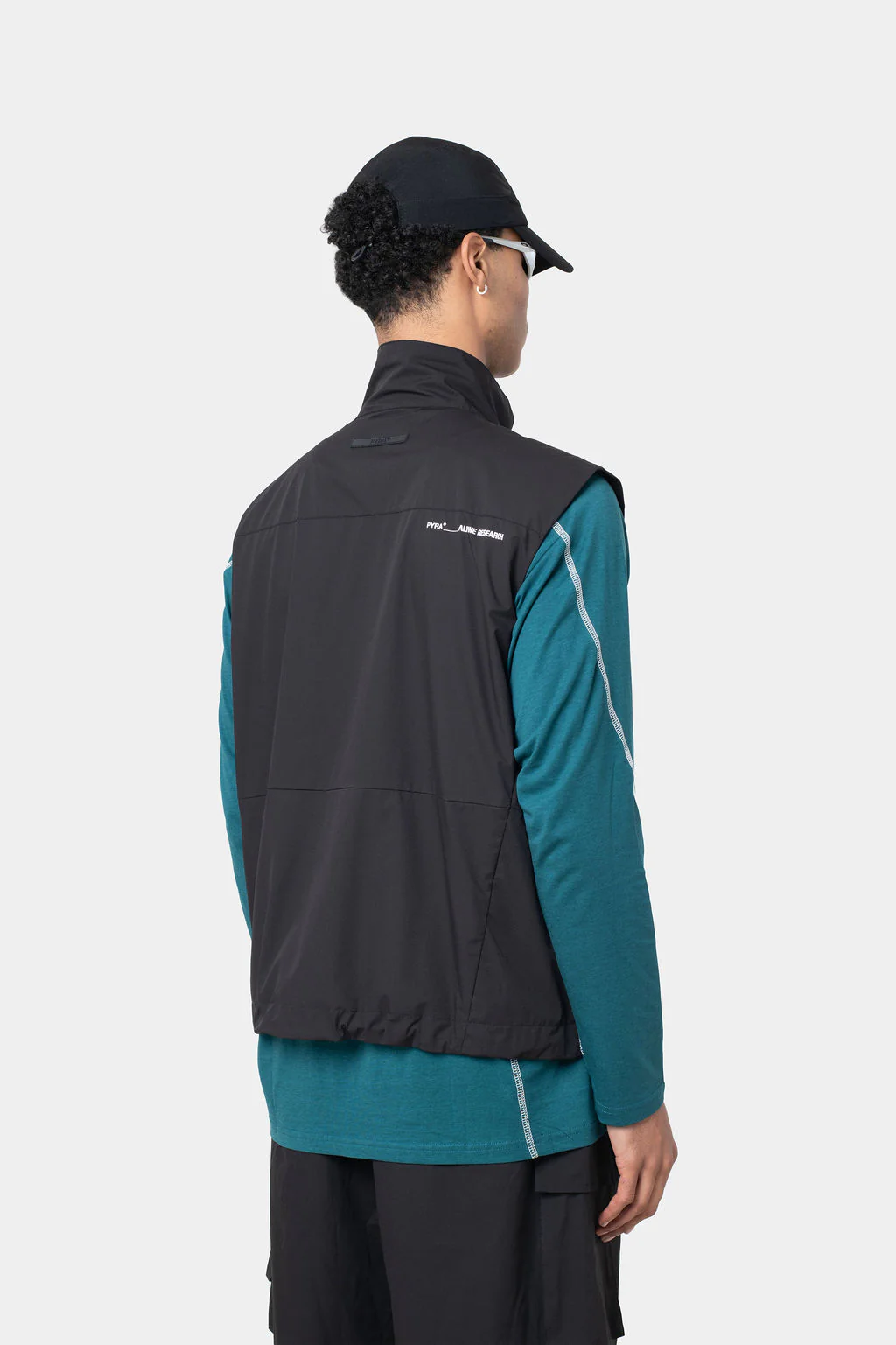 HELIX  VEST - BLACK - Image 6