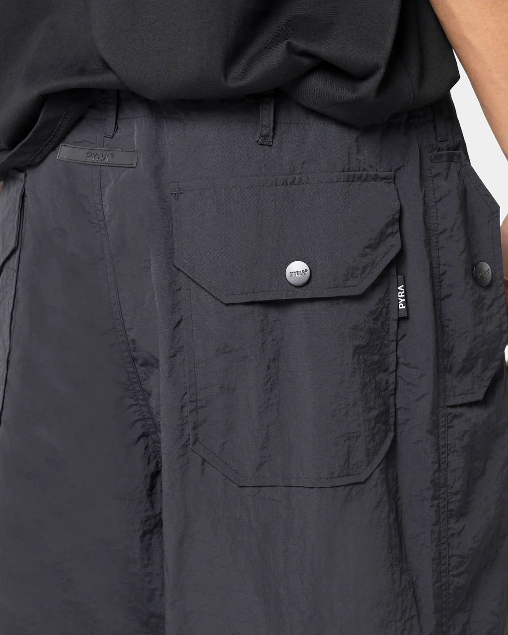 NYLON PARACHUTE PANT BLACK - Image 11
