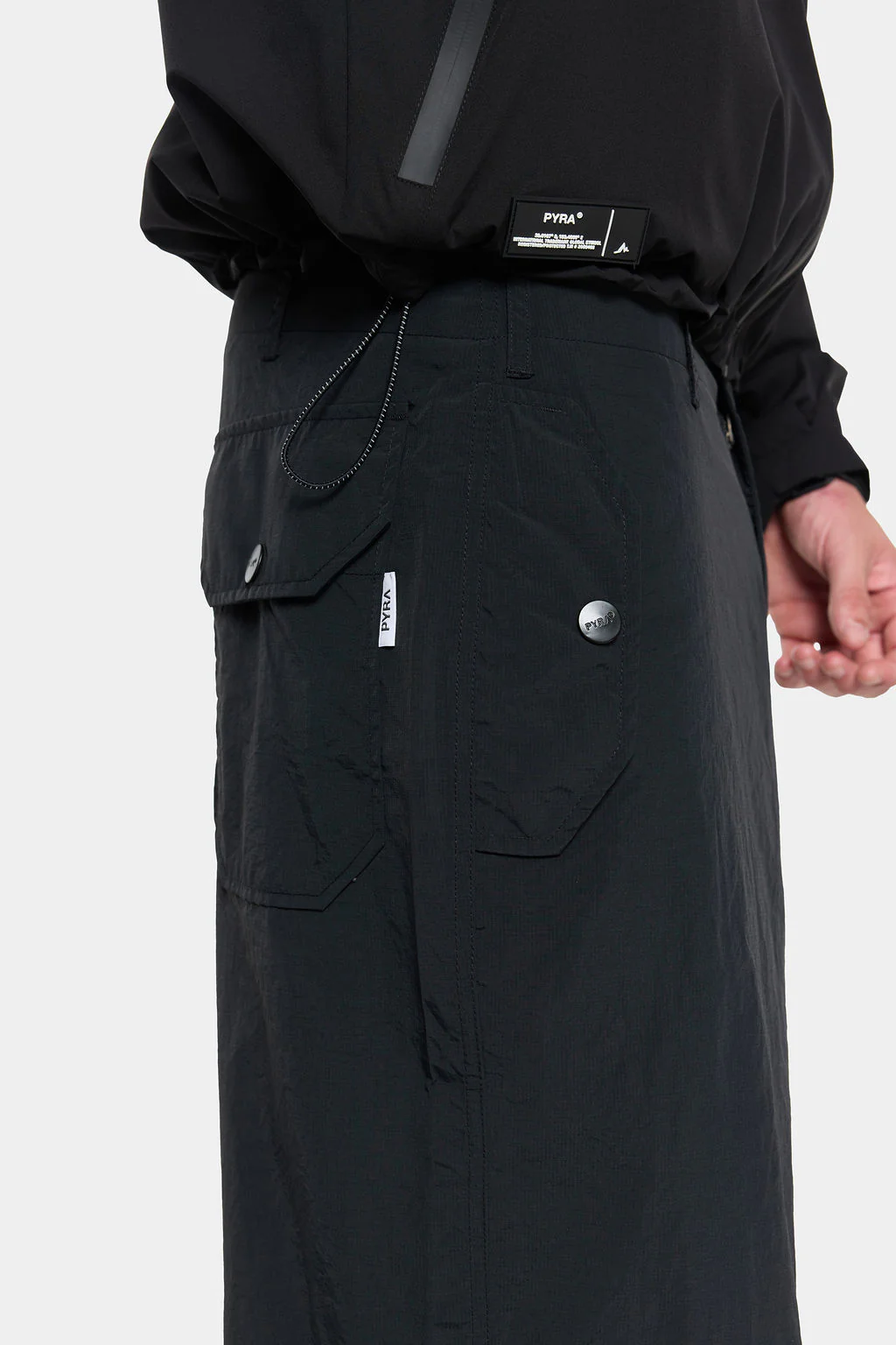 NYLON PARACHUTE PANT BLACK - Image 14