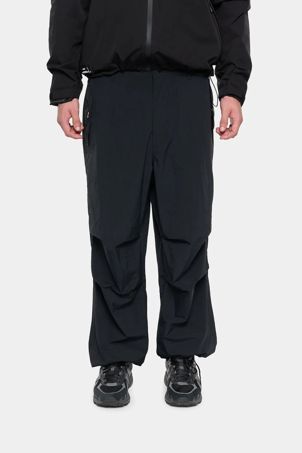 NYLON PARACHUTE PANT BLACK - Image 3
