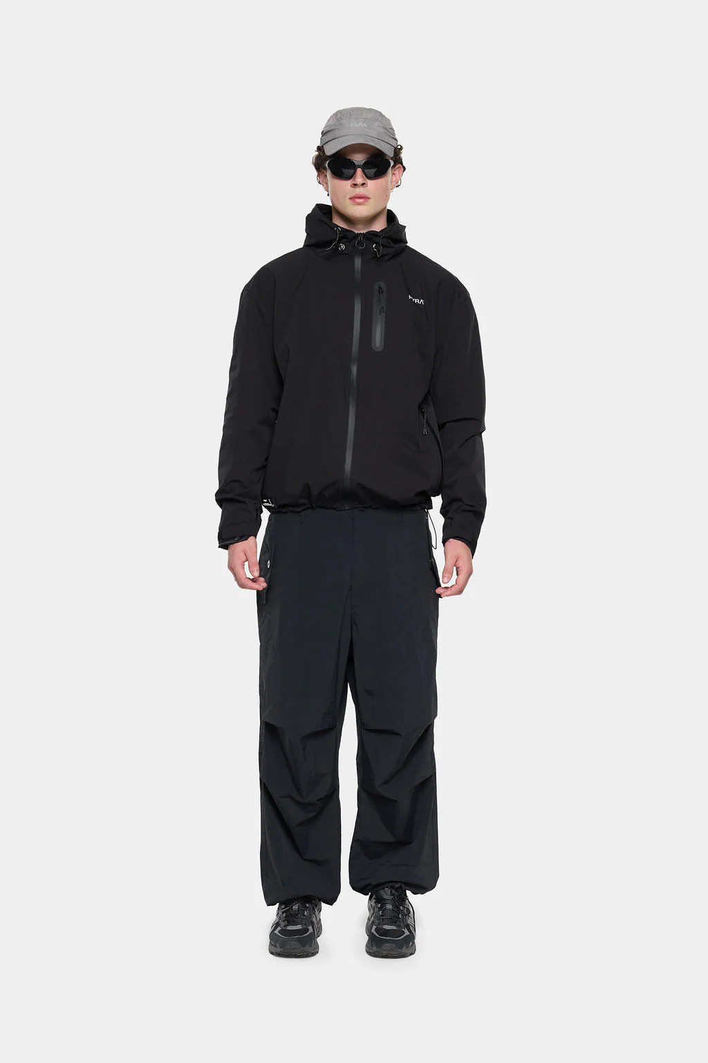 NYLON PARACHUTE PANT BLACK - Image 6