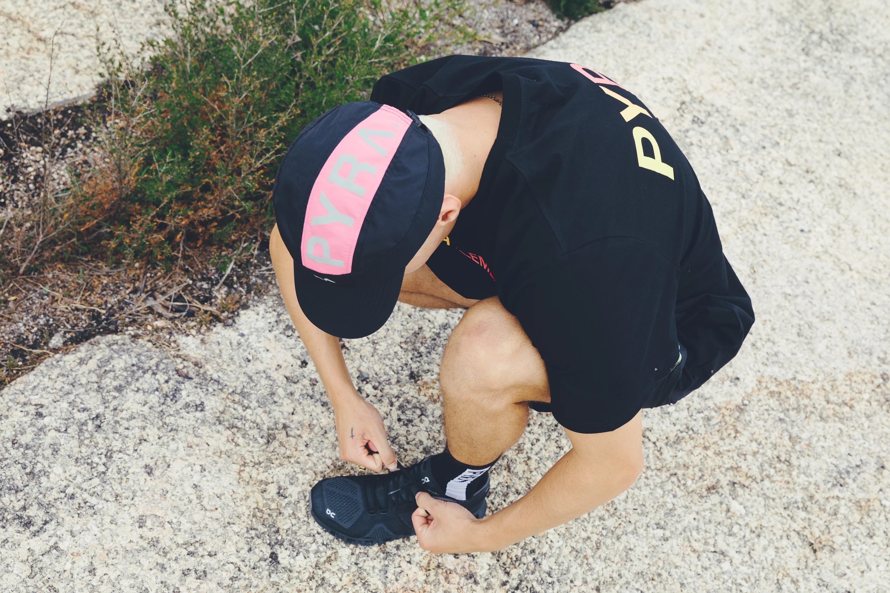 PYRA Hike Club 5 Panel Black/Pink/3M - Image 8