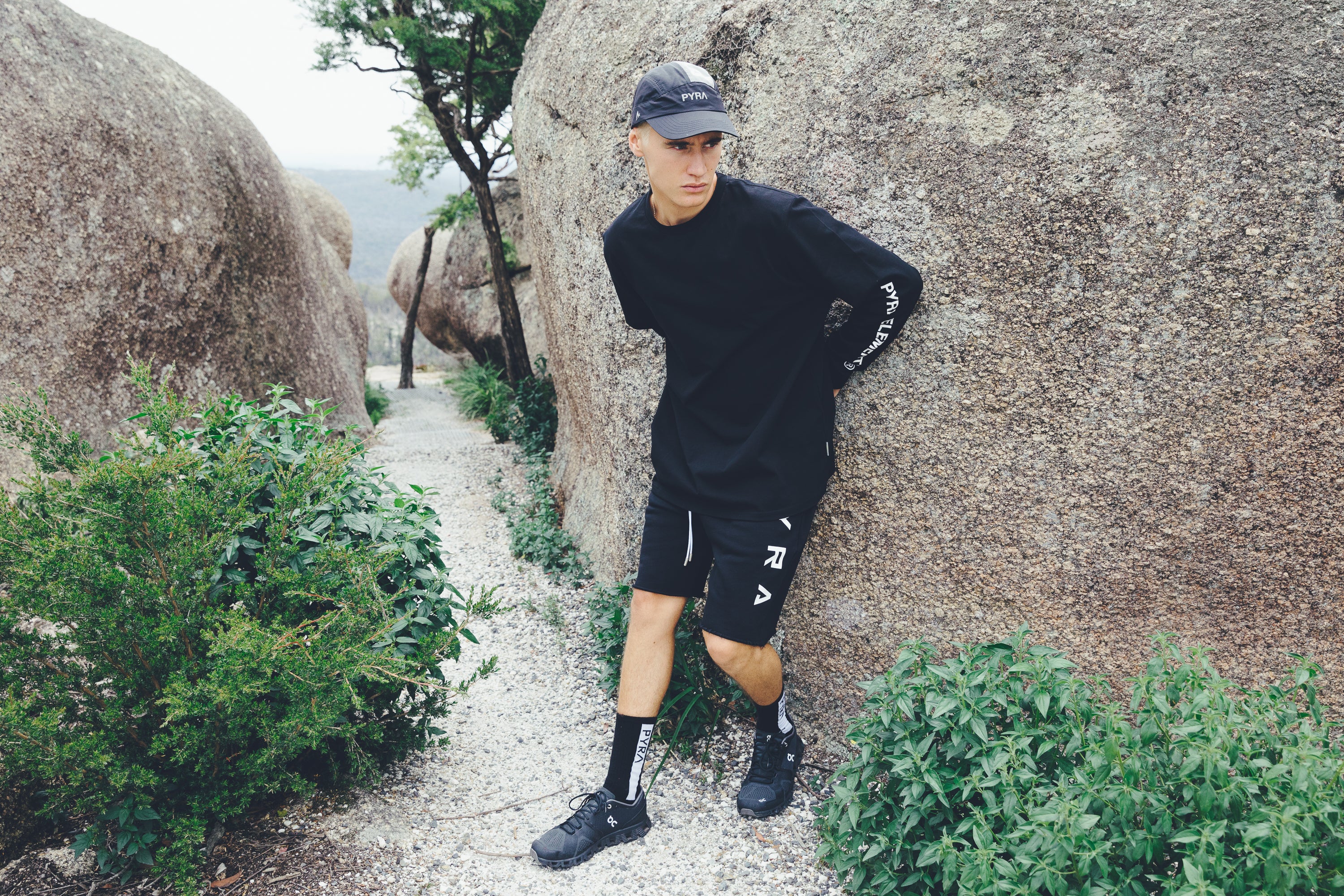 PYRA Hike Club 5 Panel Black/Reflective - Image 8