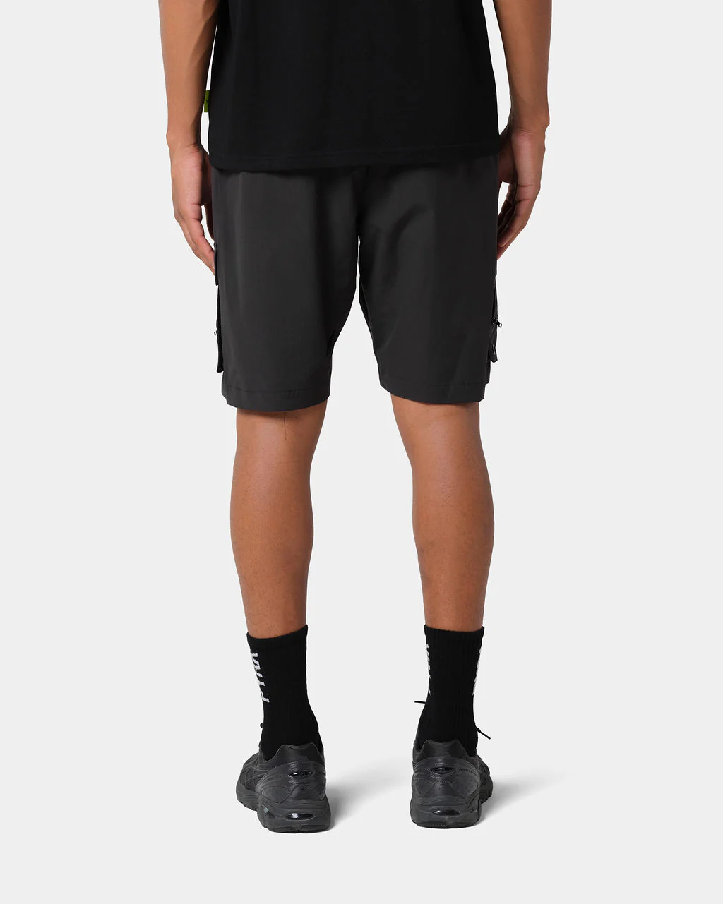 Nero Cargo Shorts Black - Image 5