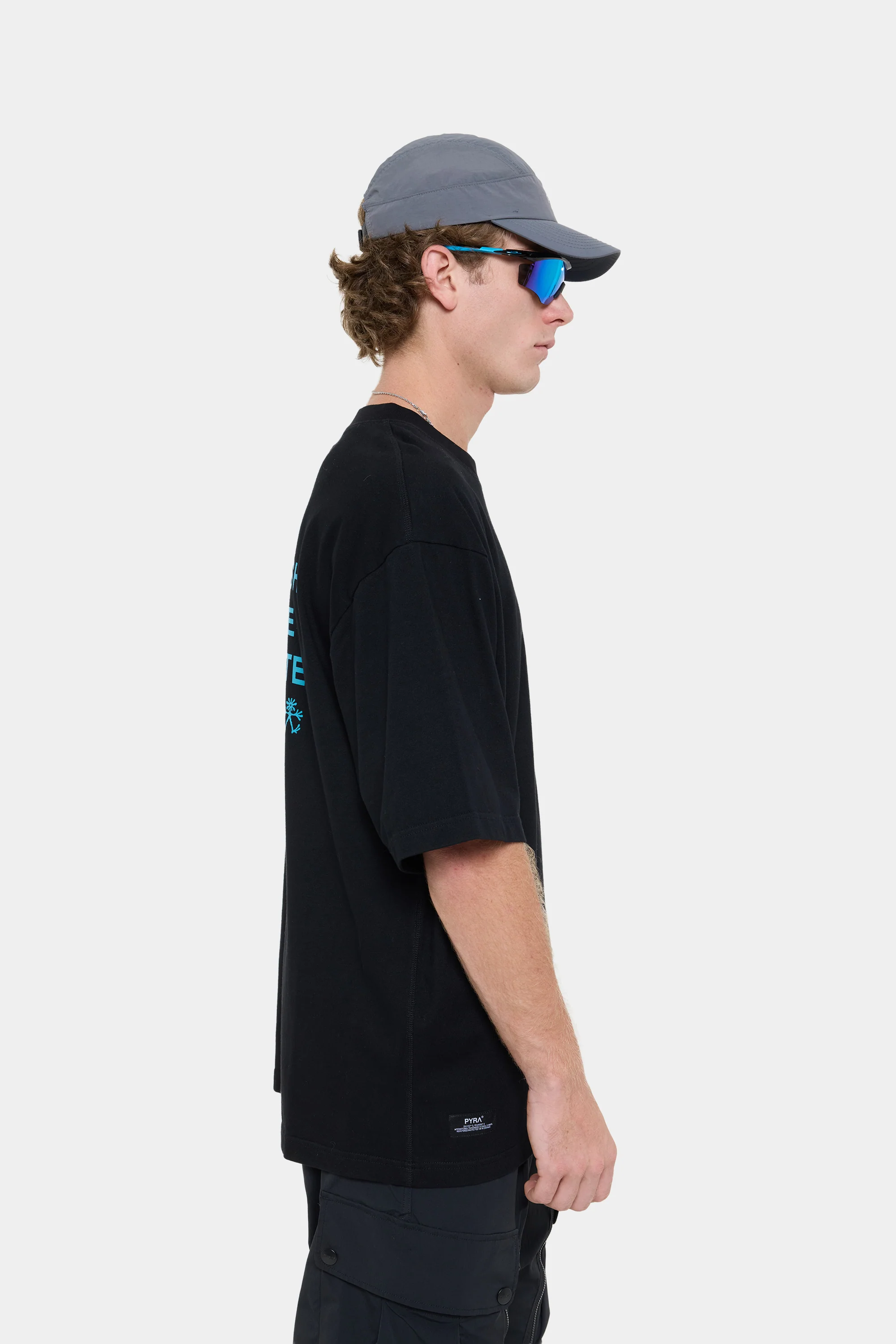 SCENIC BOX TEE- BLACK - Image 6