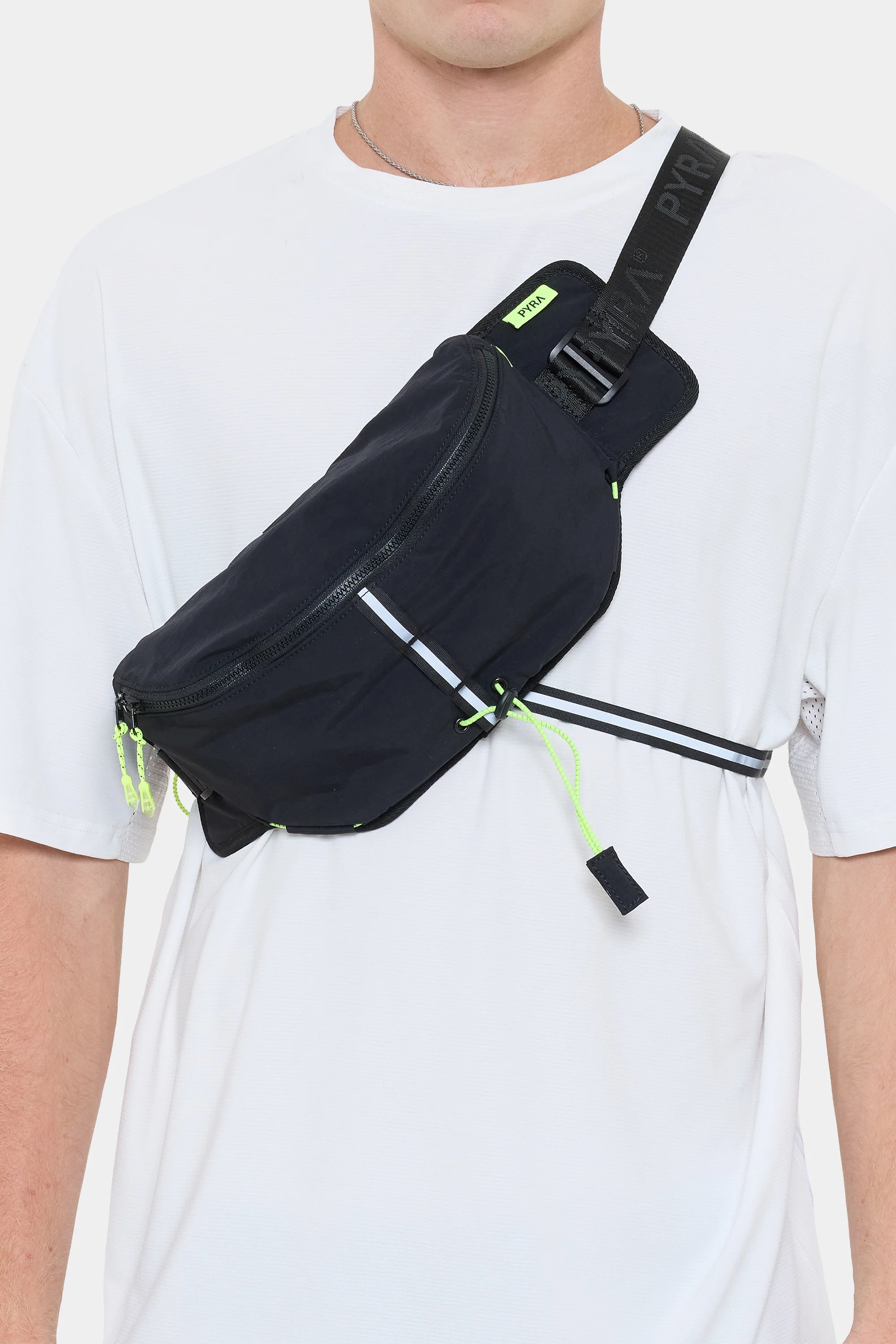 TRAIL SLING BAG - Image 5